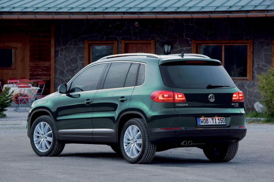  Volkswagen Tiguan 2011 года  (фото 25 из 146)